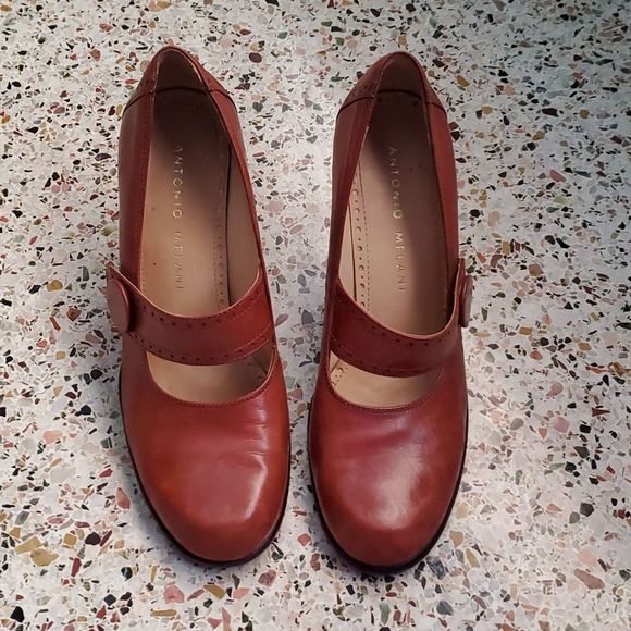 Antonio Melani brown mary jane heels 8.5 - Picture 2 of 8